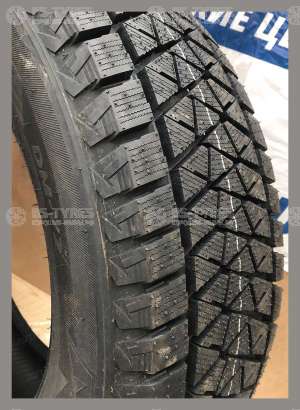 Bridgestone Blizzak DM-V2 245/70 R17 110S (уценка)
