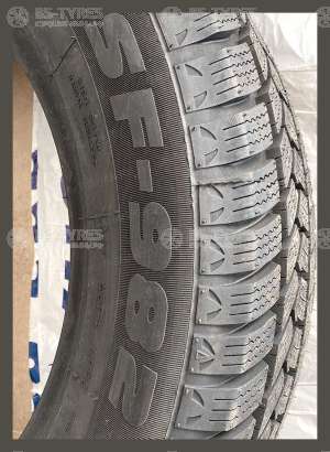 Sunfull SF-982 215/60 R17 96H