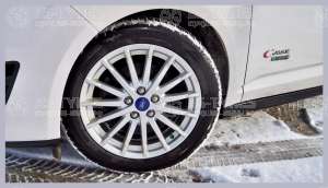 Michelin X-Ice 3 205/65 R15 99T